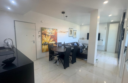 Resale - Apartment / Flat - Los Altos - Torrevieja