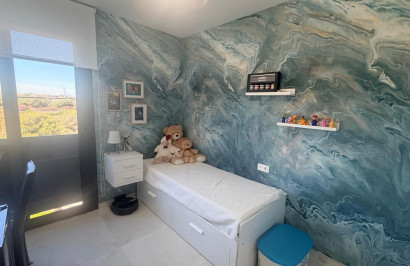 Resale - Apartment / Flat - Los Altos - Torrevieja