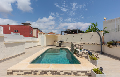 Resale - Apartment / Flat - Orihuela Costa - Los Altos