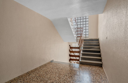 Resale - Apartment / Flat - Orihuela Costa - Punta Prima