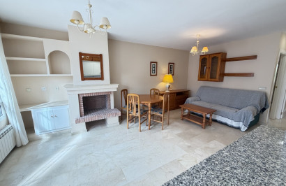 Resale - Apartment / Flat - Rioja