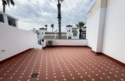 Resale - Apartment / Flat - Rioja