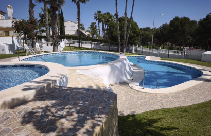 Resale - Apartment / Flat - Rioja