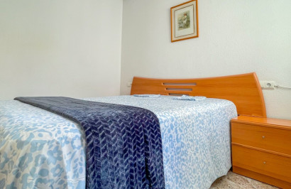 Resale - Apartment / Flat - Torrevieja