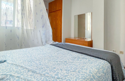 Resale - Apartment / Flat - Torrevieja
