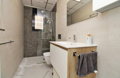 Reventa - Apartamento / Piso - San Miguel de Salinas