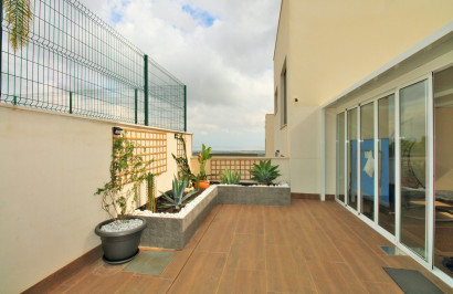 Reventa - Apartamento / Piso - San Miguel de Salinas