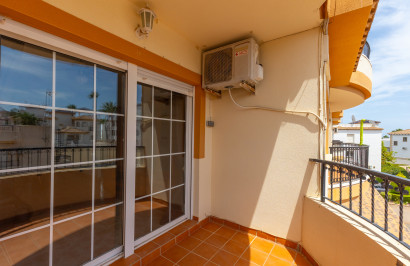 Resale - Apartment / Flat - Orihuela - Villamartin