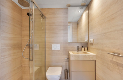Resale - Apartment / Flat - Torrevieja - Punta Prima