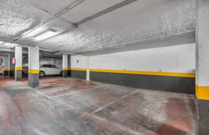 Resale - Apartment / Flat - Torrevieja - Punta Prima