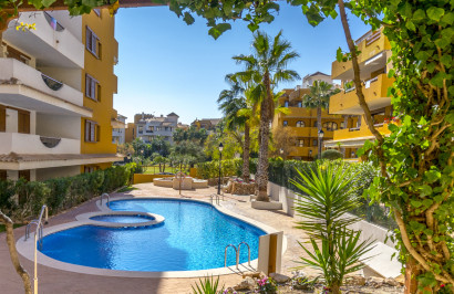 Resale - Apartment / Flat - Torrevieja - Punta Prima