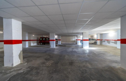 Resale - Apartment / Flat - Torrevieja - Punta prima