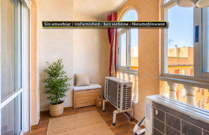 Resale - Apartment / Flat - Torrevieja - Parque de las Naciones
