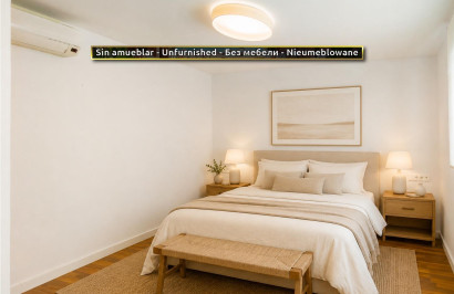 Resale - Apartment / Flat - Torrevieja - Parque de las Naciones