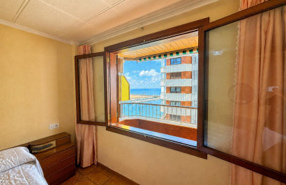Resale - Apartment / Flat - Torrevieja - Playa del Acequión