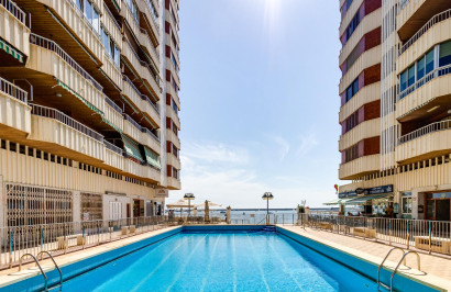 Resale - Apartment / Flat - Torrevieja - Playa del Acequión