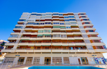 Resale - Apartment / Flat - Torrevieja - Playa del Acequión