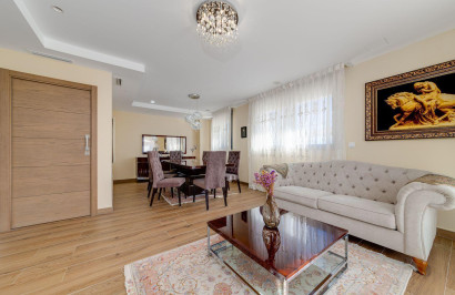 Resale - Detached Villa - Torrevieja - Los Balcones