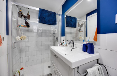 Resale - Apartment / Flat - Torrevieja - playa de los naufragos