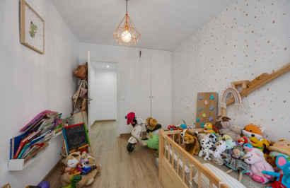 Resale - Apartment / Flat - Torrevieja - playa de los naufragos
