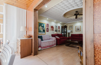 Resale - Apartment / Flat - Torrevieja - Playa del Acequión