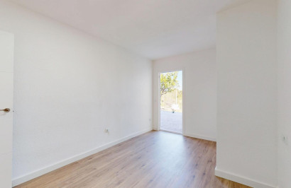 Resale - Apartment / Flat - Orihuela Costa - Villamartín