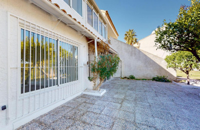 Resale - Apartment / Flat - Orihuela Costa - Villamartín