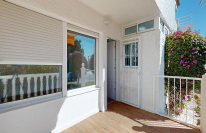 Resale - Apartment / Flat - Orihuela Costa - Villamartín