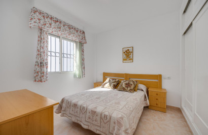 Resale - Apartment / Flat - Torrevieja - playa de los naufragos