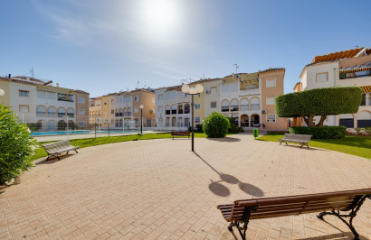 Resale - Apartment / Flat - Torrevieja - playa de los naufragos