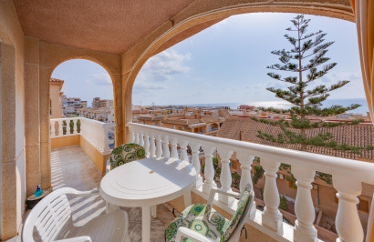 Resale - Apartment / Flat - Torrevieja - Torre Del Moro