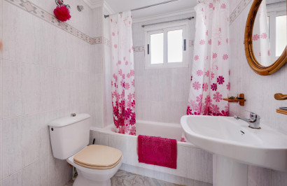 Resale - Apartment / Flat - Torrevieja - Torre Del Moro