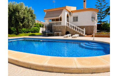 Resale - Detached Villa - Torrevieja - La Siesta