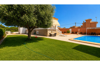 Resale - Detached Villa - Torrevieja - La Siesta