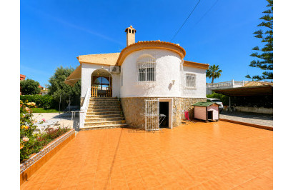 Resale - Detached Villa - Torrevieja - La Siesta
