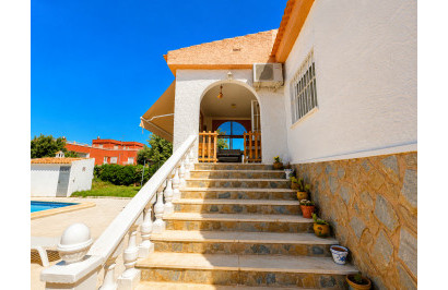 Resale - Detached Villa - Torrevieja - La Siesta