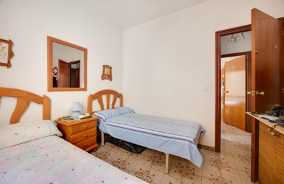 Resale - Apartment / Flat - Torrevieja - Playa del Acequión