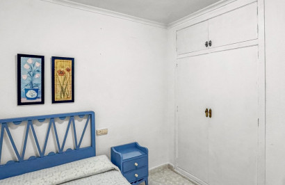 Resale - Apartment / Flat - Torrevieja - Playa de los Locos