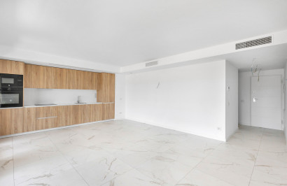 Resale - Apartment / Flat - Torrevieja - Punta Prima