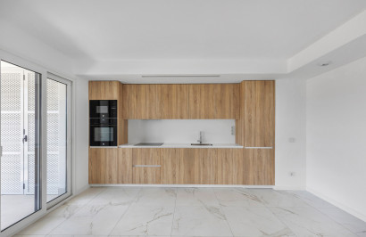 Resale - Apartment / Flat - Torrevieja - Punta Prima