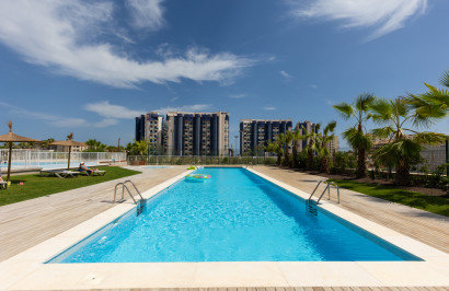 Resale - Apartment / Flat - Torrevieja - Punta Prima
