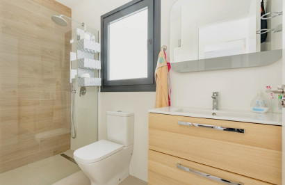 Resale - Semi - Detached Villa - Ciudad Quesada - Pueblo Bravo