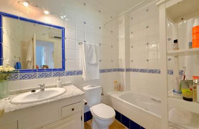 Resale - Apartment / Flat - Orihuela Costa - Los Dolses