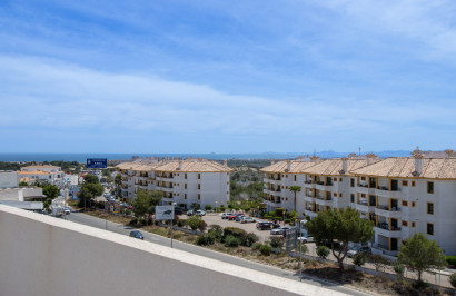 Resale - Apartment / Flat - Orihuela Costa - Villamartín