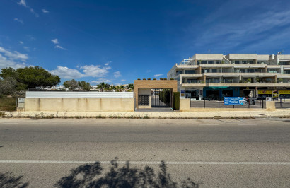 Resale - Apartment / Flat - Orihuela Costa - Villamartín