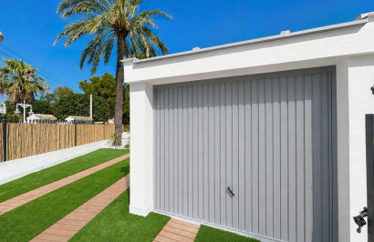 Resale - Semi - Detached Villa - Orihuela Costa - Punta Prima
