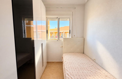 Resale - Apartment / Flat - Torrevieja - Torreblanca
