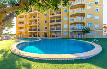 Resale - Apartment / Flat - Torrevieja - Torreblanca