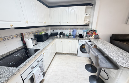 Resale - Town House - Villamartín