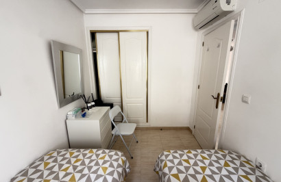 Resale - Town House - Villamartín